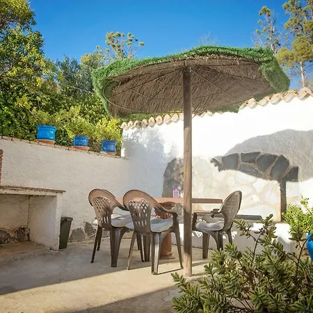 Casa rural Cuevas De Rolando *